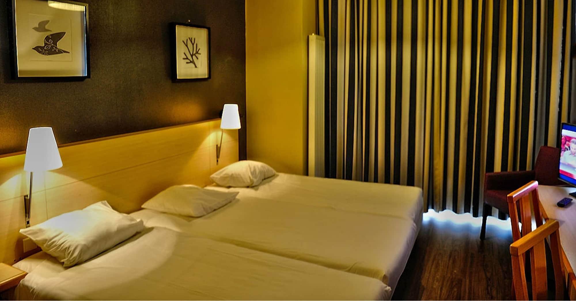 Hotel Aviation Saint-Gilles Zewnętrze zdjęcie
